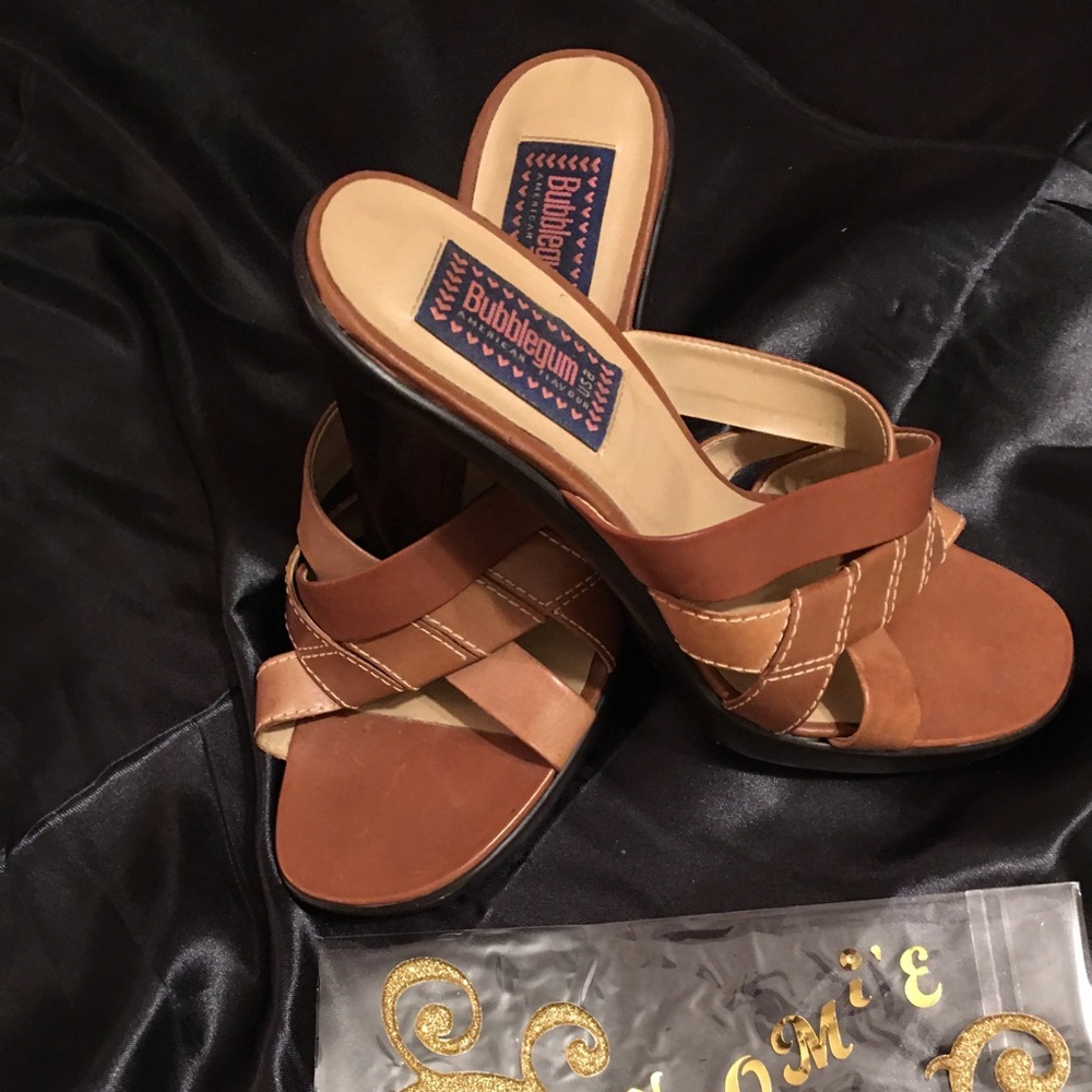 Heel - Picture 3 of 5